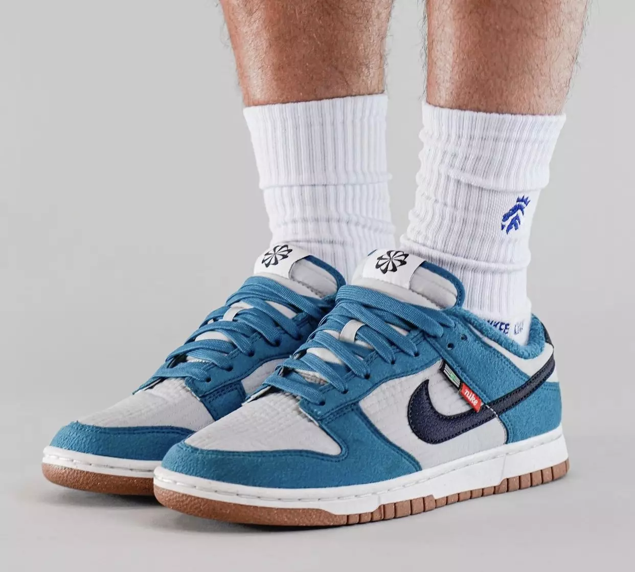 Nike Dunk Low Toasty Rift Blue DD3358-400 izlaišanas datums uz kājām