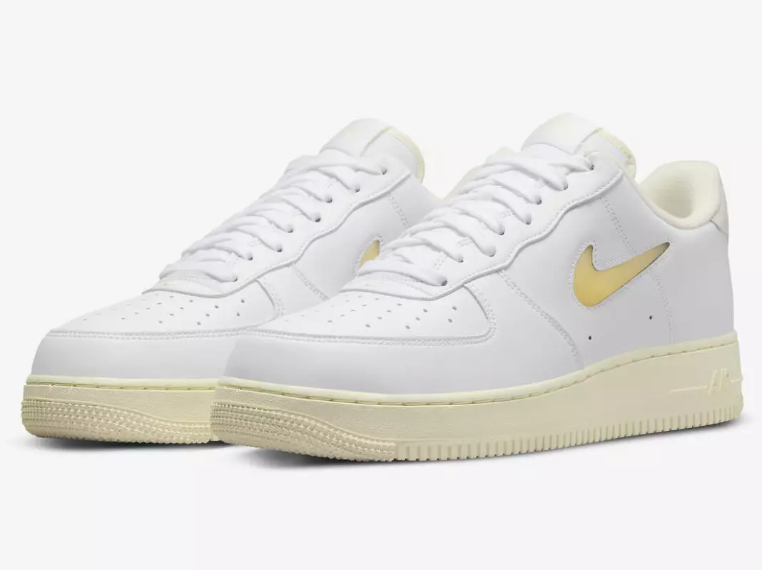 Nike Air Force 1 07 LX Pale Vanilla Coconut Milk DC8894-100 Dátum vydania