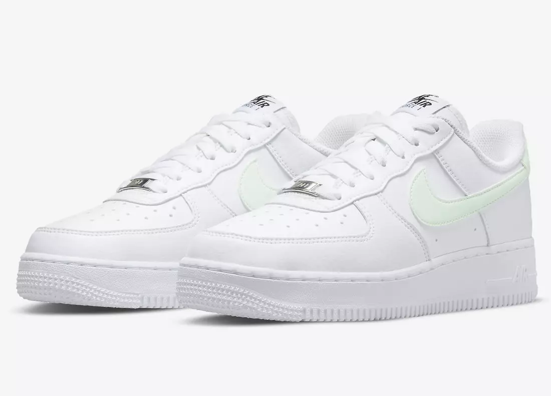 Nike Air Force 1 Next Nature se objeví v bílé a mátově zelené