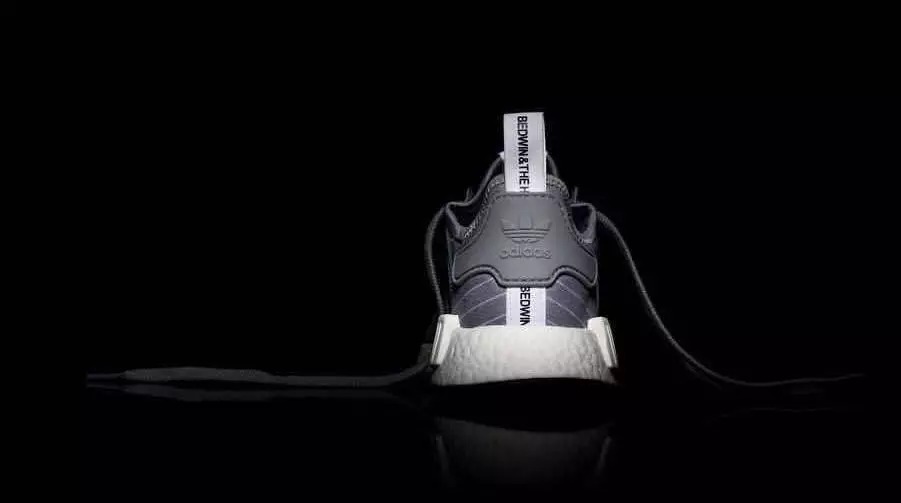 Posteljna omarica adidas NMD R1