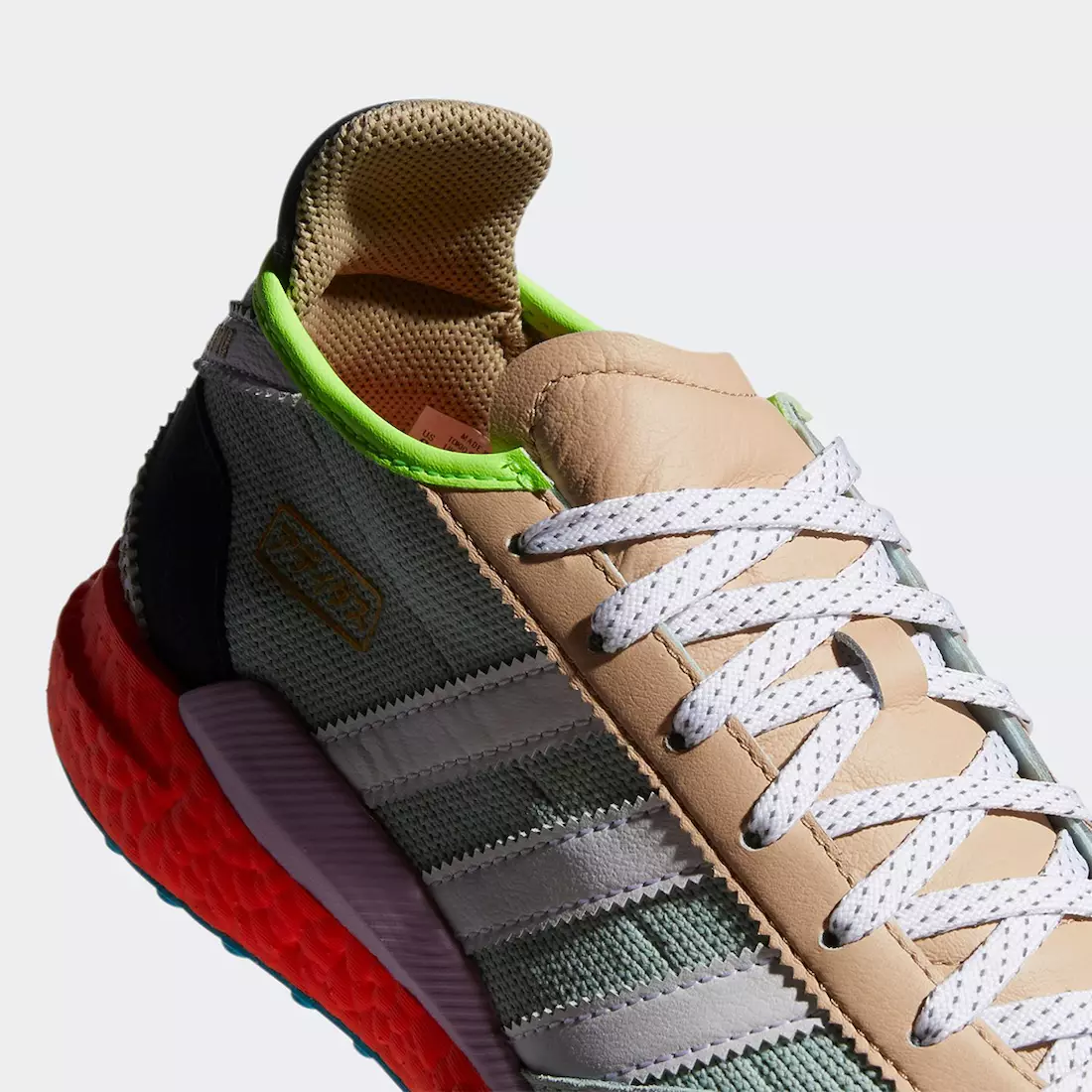 די מעלדונג טאָג פון Pharrell adidas Tokio Solar Hu S42576