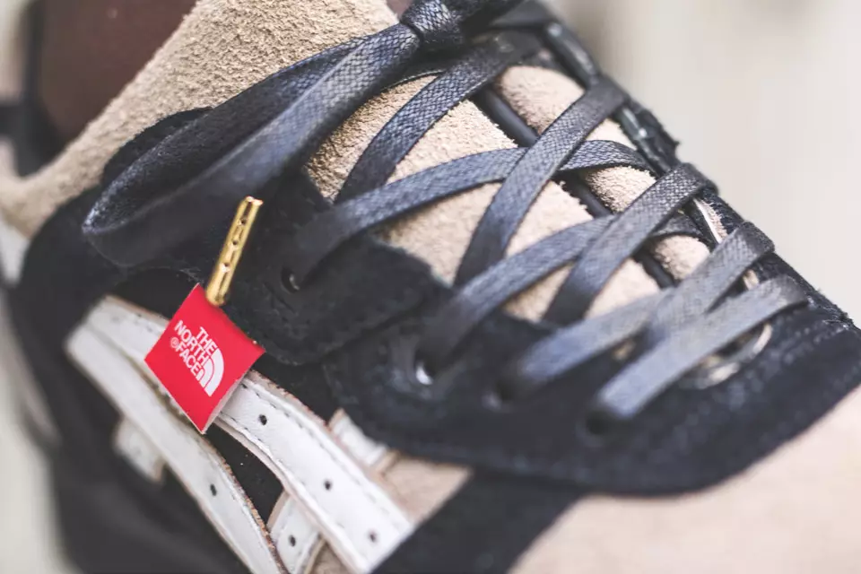 The North Face x ASICS Gel Lyte III personnalisé