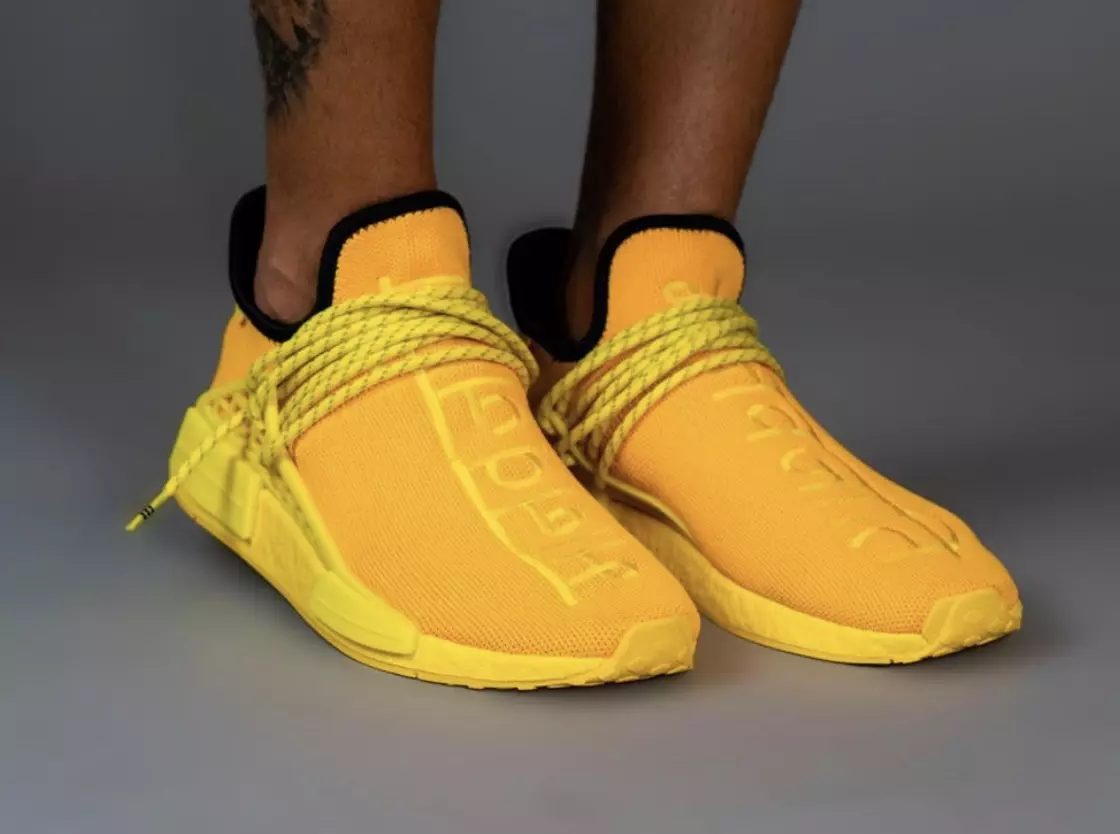 „Pharrell Adidas NMD Hu Yellow GY0091“ išleidimo data ant kojų