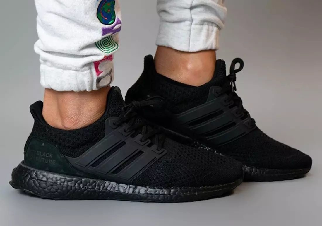 Pharrell x Parley x adidas Ultra Boost nuotraukos ant kojų