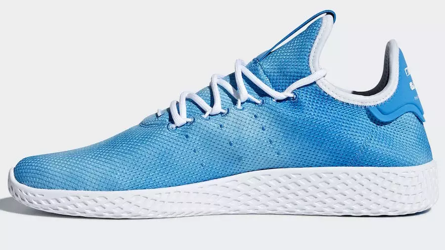 Pharrell adidas Tennis Hu Hellblau DA9618