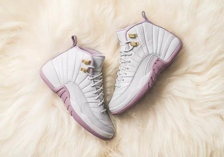 Air Jordan 12 GS arving