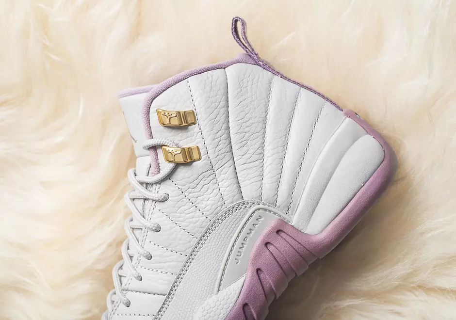 Air Jordan 12 GS arving