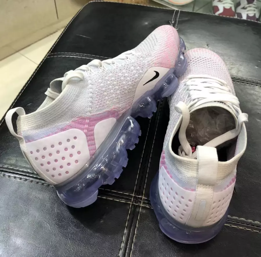 Nike VaporMax 2.0 Trắng hồng