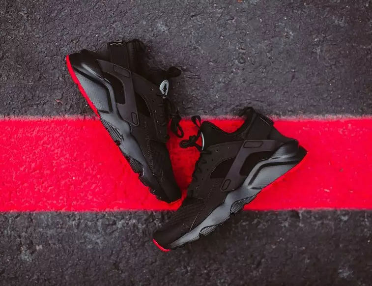 Nike Air Huarache Ultra Bred