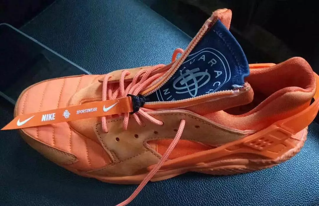 Nike Air Huarache Inayotolewa na Zipu