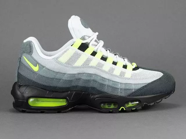 Nike Air Max 95 неон патч