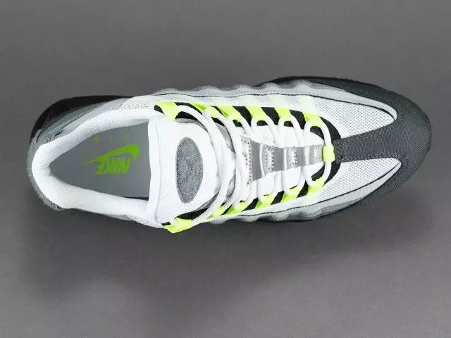 Nike Air Max 95 неон патч