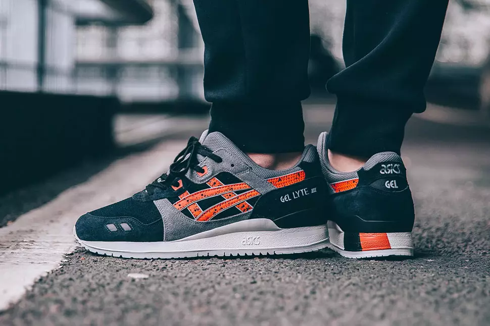 Пакување ASICS Gel Lyte III „Гранит“.