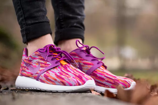 Nike-Roshe-Run-Flight-GS-Bold-Berry-Total-Różowy-Pow-1