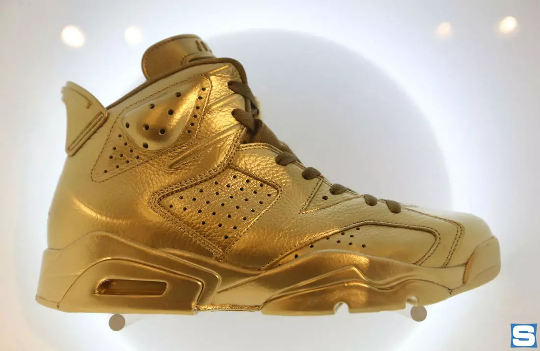 Coleção Air Jordan 6 Gold