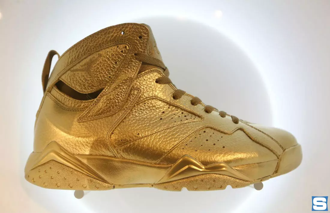 Kolekcia Air Jordan 7 Gold