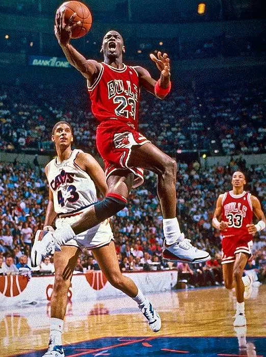 michael-jordan-53-မွေးနေ့-45