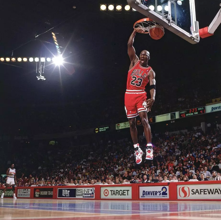 michael-jordan-53-hari jadi-33