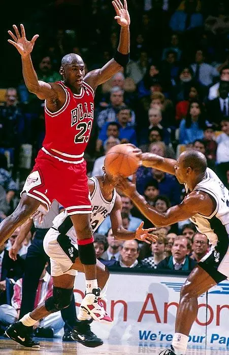 michael-jordan-53-hari lahir-42