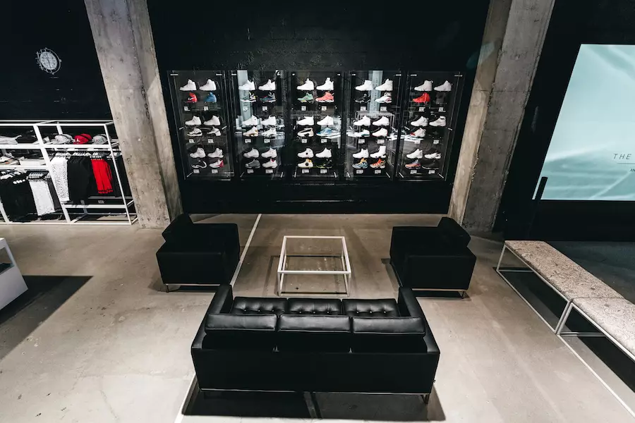 Магазин Jordan Brand 306 Yonge в Торонто