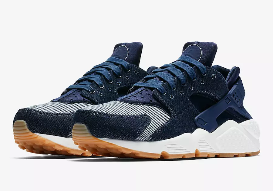 Nike phát hành Air Huarache trong Denim và Gum