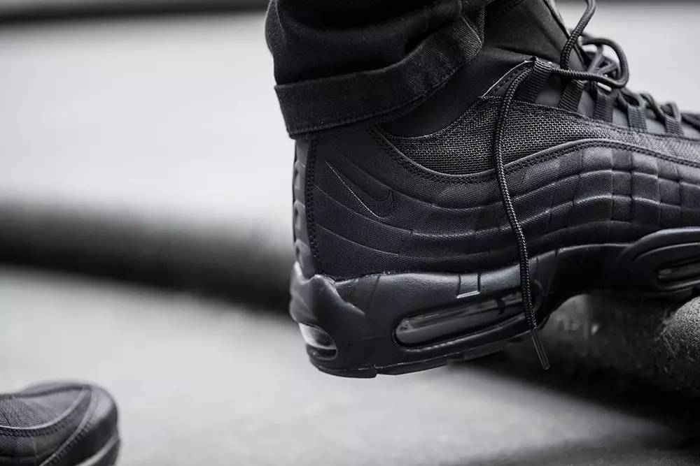 Nike Air Max 95 Sneakerboot Black Zip