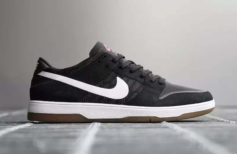 Черная резинка Nike SB Zoom Dunk Elite 864345-019