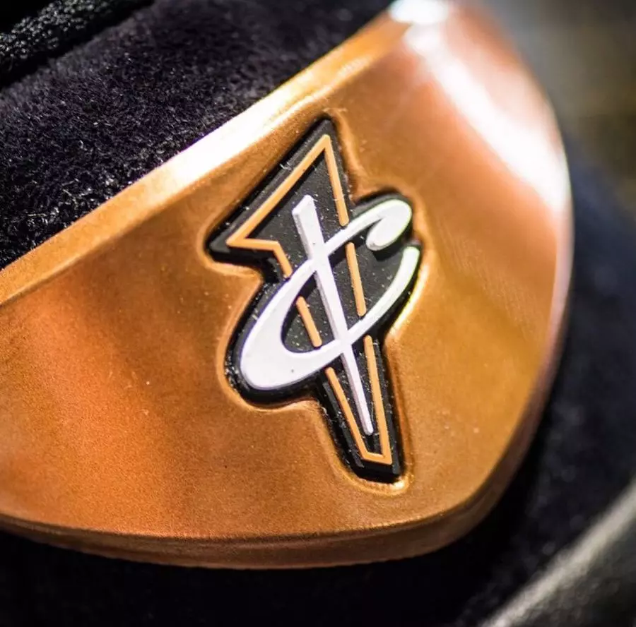 Nike Air Penny VI 6 Metallic Copper Release Date