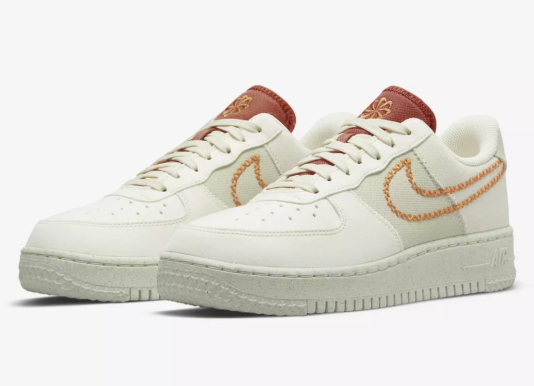 Nike Air Force 1 Next Nature Surfaces في حليب جوز الهند