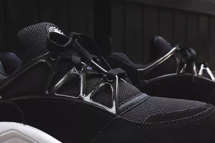 Nike Air Huarache világos fekete gumi