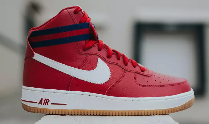 Nike Air Force 1 Guma Ard Dearg