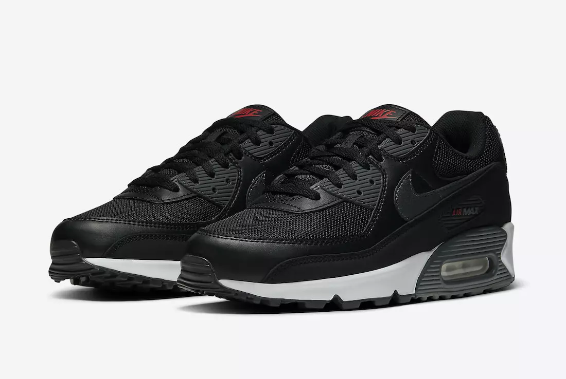 Nike Air Max 90 Inawasili katika Nyeusi na Nyekundu ya Kawaida