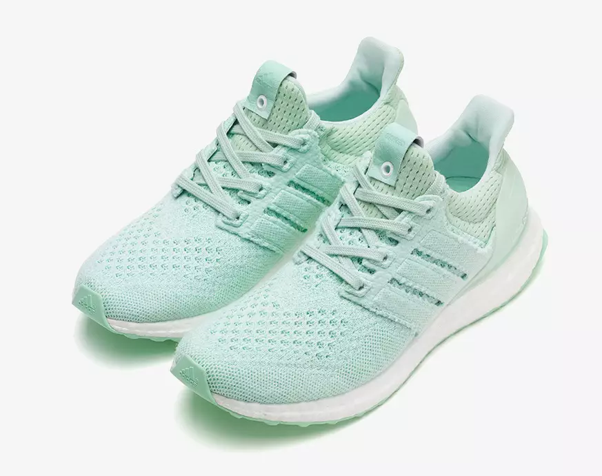 Çılpaq adida Ultra Boost Samba