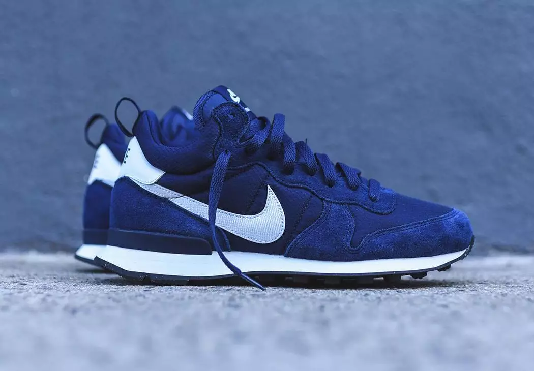 Nike Internationalist Mid en bleu marine et blanc 59984_1