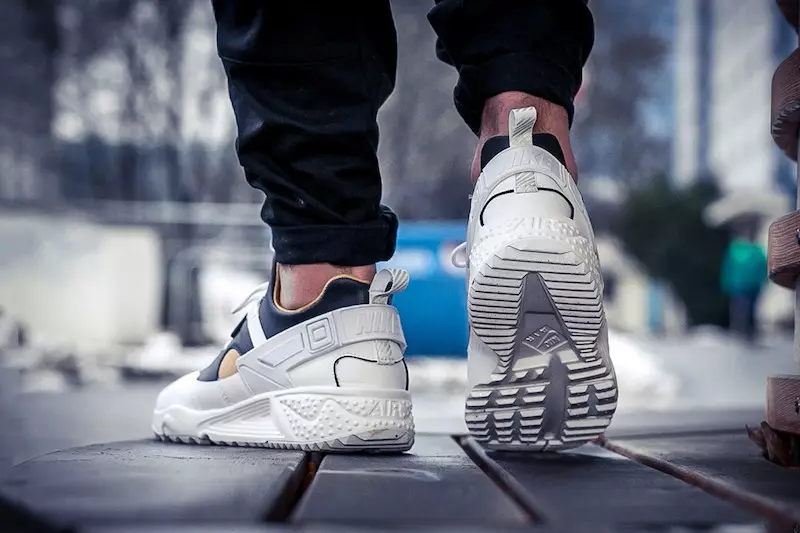 Nike Air Huarache Utility Premium Biały