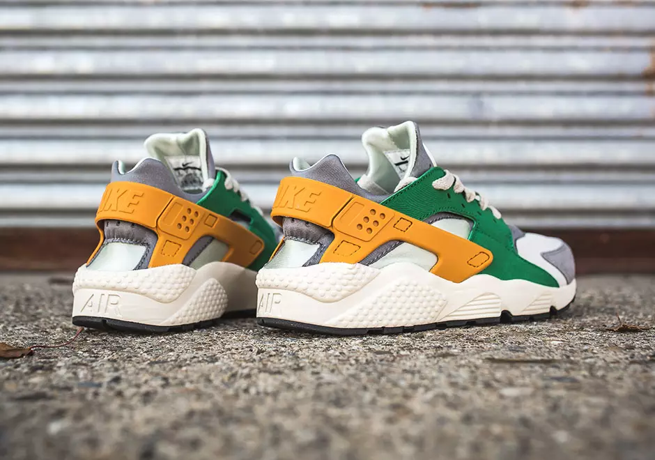 Nike Aer Huarache Pine Green Gold Leaf