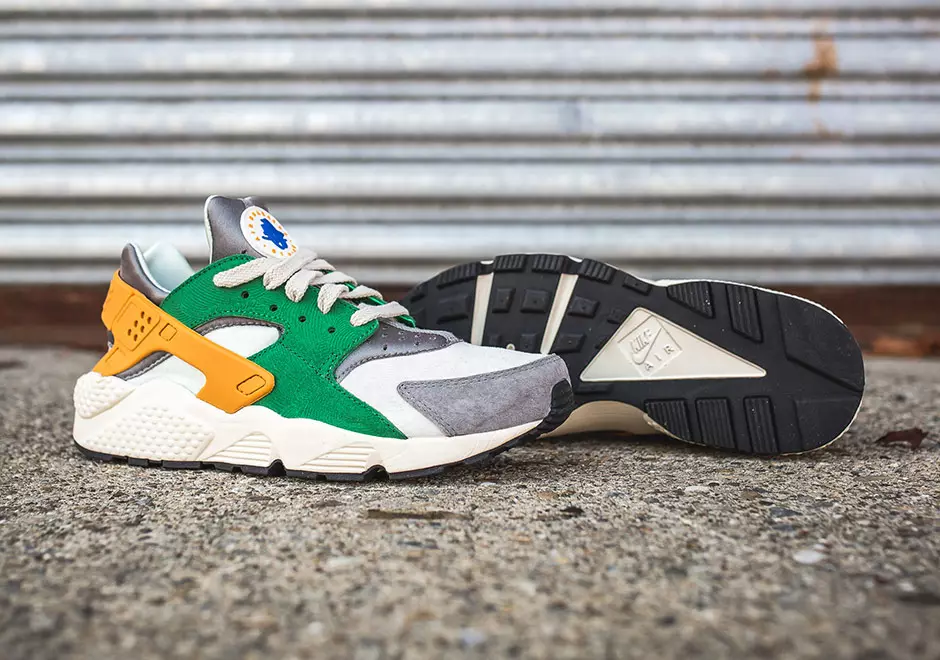 Nike Air Huarache Pine Green Gold Leaf