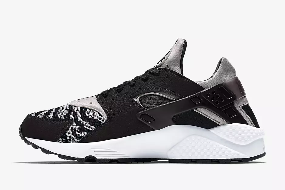 Nike Air Huarache PA Hitam Putih