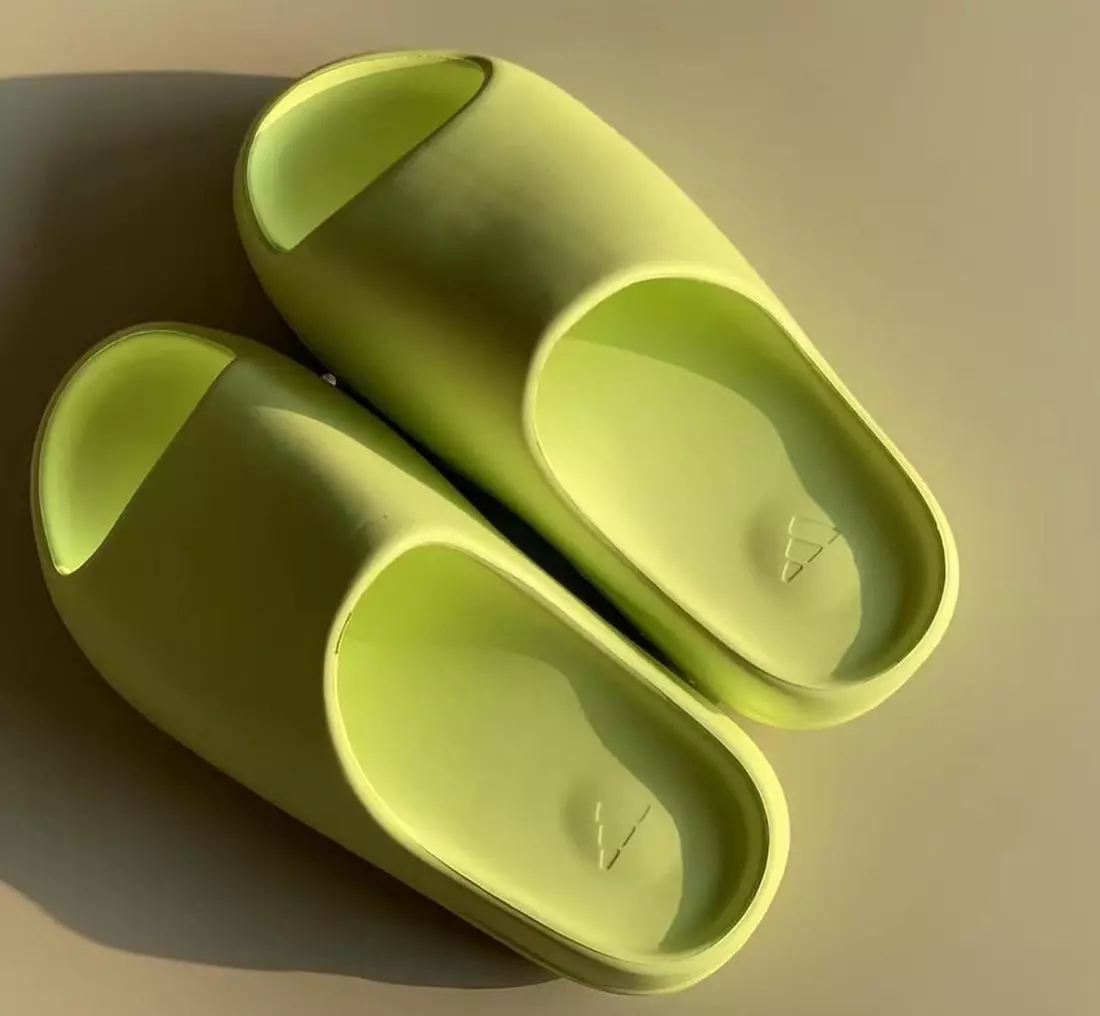 Yeezy Slide Glow Green Buraxılış Tarixi