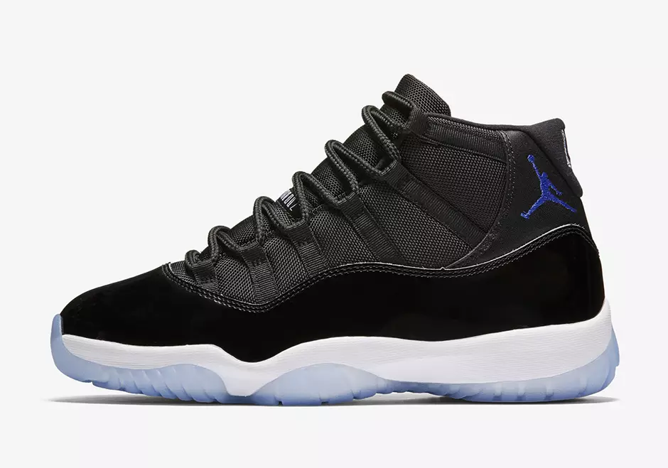 Air Jordan 11 Space Jam Familiestørrelser Priser