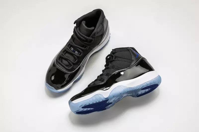 Air Jordan 11 Space Jam 2016 წელი