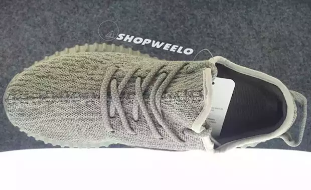 Adidas Yeezy 350 Treisiú na Gealaí