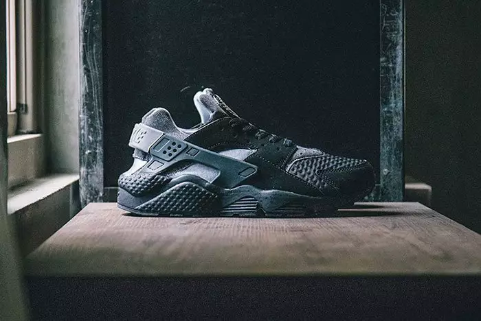 Nike Air Huarache SE Czarny Szary