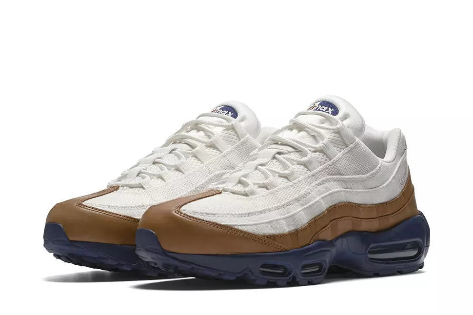 Denne Nike Air Max 95 kombinerer hvidt lærred og brunt læder