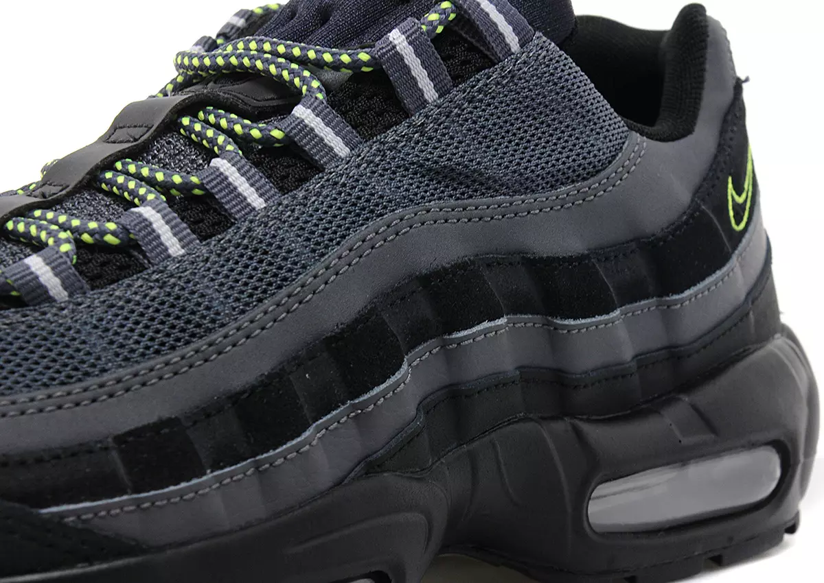 Nike Air Max 95 juodai pilkas neonas