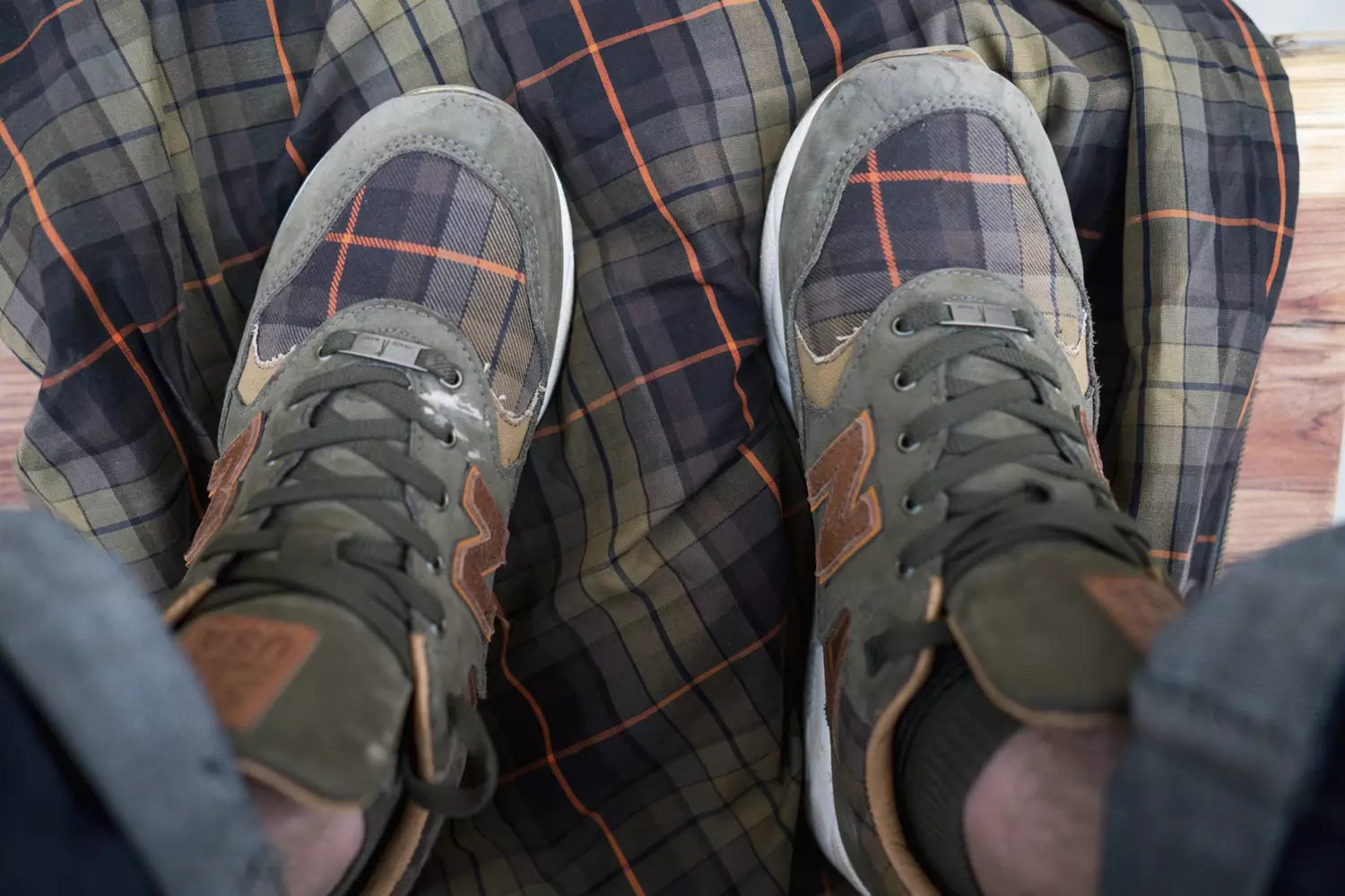 Bola e Buck x New Balance 585 Sporting Gentleman