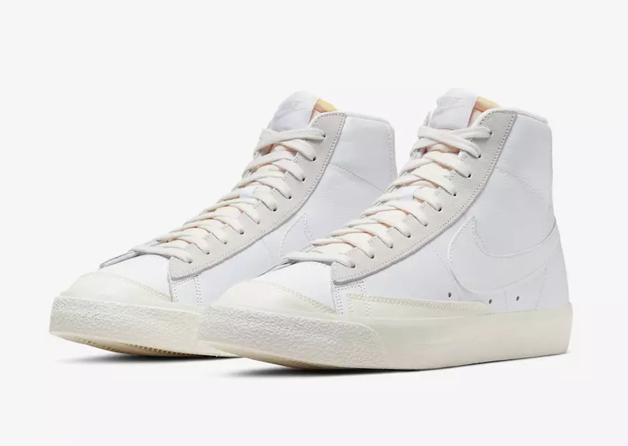 Nike Blazer Mid'77 Vintage ظاهری تمیز برای بهار دارد