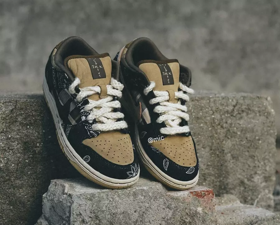 Travis Scott Nike SB Dunk Harga Tarikh Tayangan Rendah