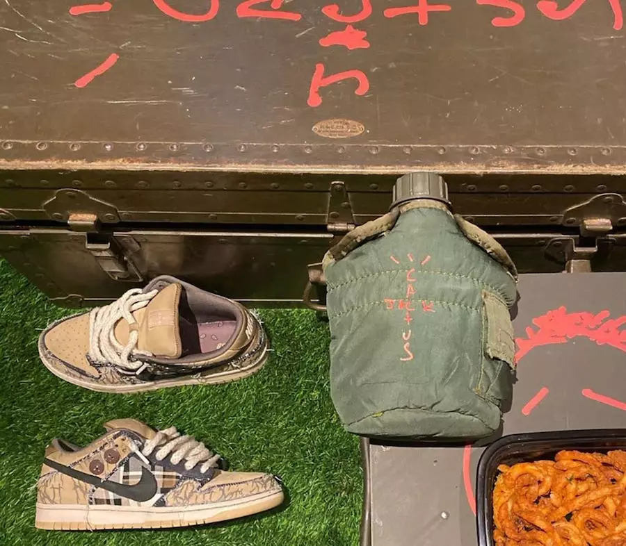 Travis Scott Nike SB Dunk Faible