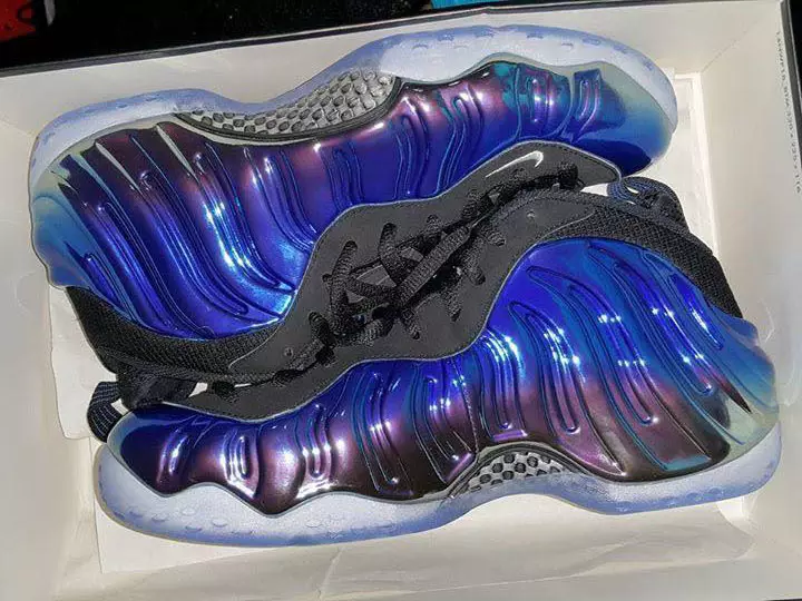 Nike Air Foamposite One blauwe spiegel